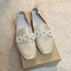Sanctuary Cream Loafers with Chain Accent